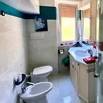 Terrazza Su - 300sqm Rooftop Penthouse W Sea & Views - Close To Aquarium Διαμέρισμα Γένοβα