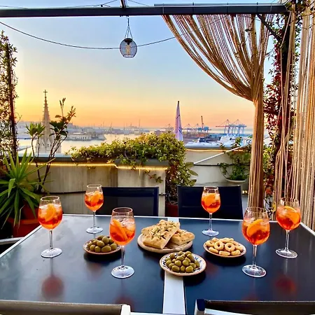 Terrazza Su - 300sqm Rooftop Penthouse W Sea & Views - Close To Aquarium *