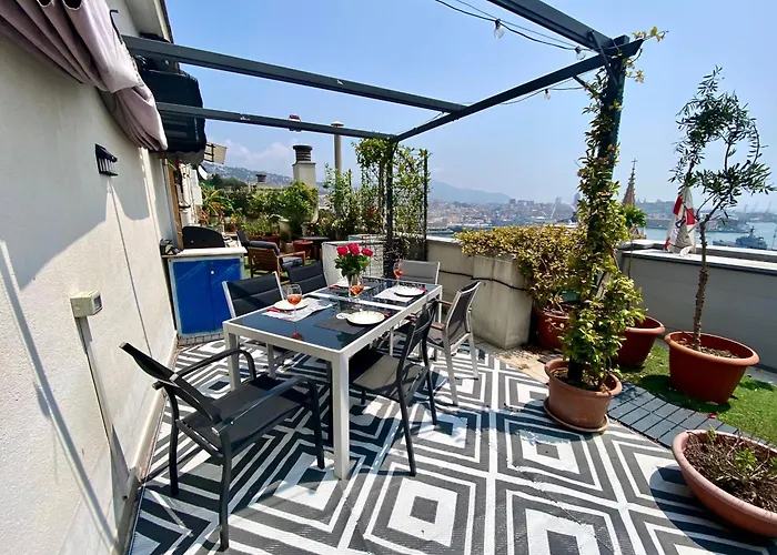 Terrazza Su - Attico Panoramico Vicino Acquario E Centro Citta Lägenhet